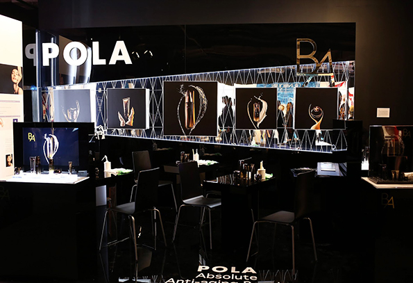 POLA Booth InStyle Beauty Bar 2014